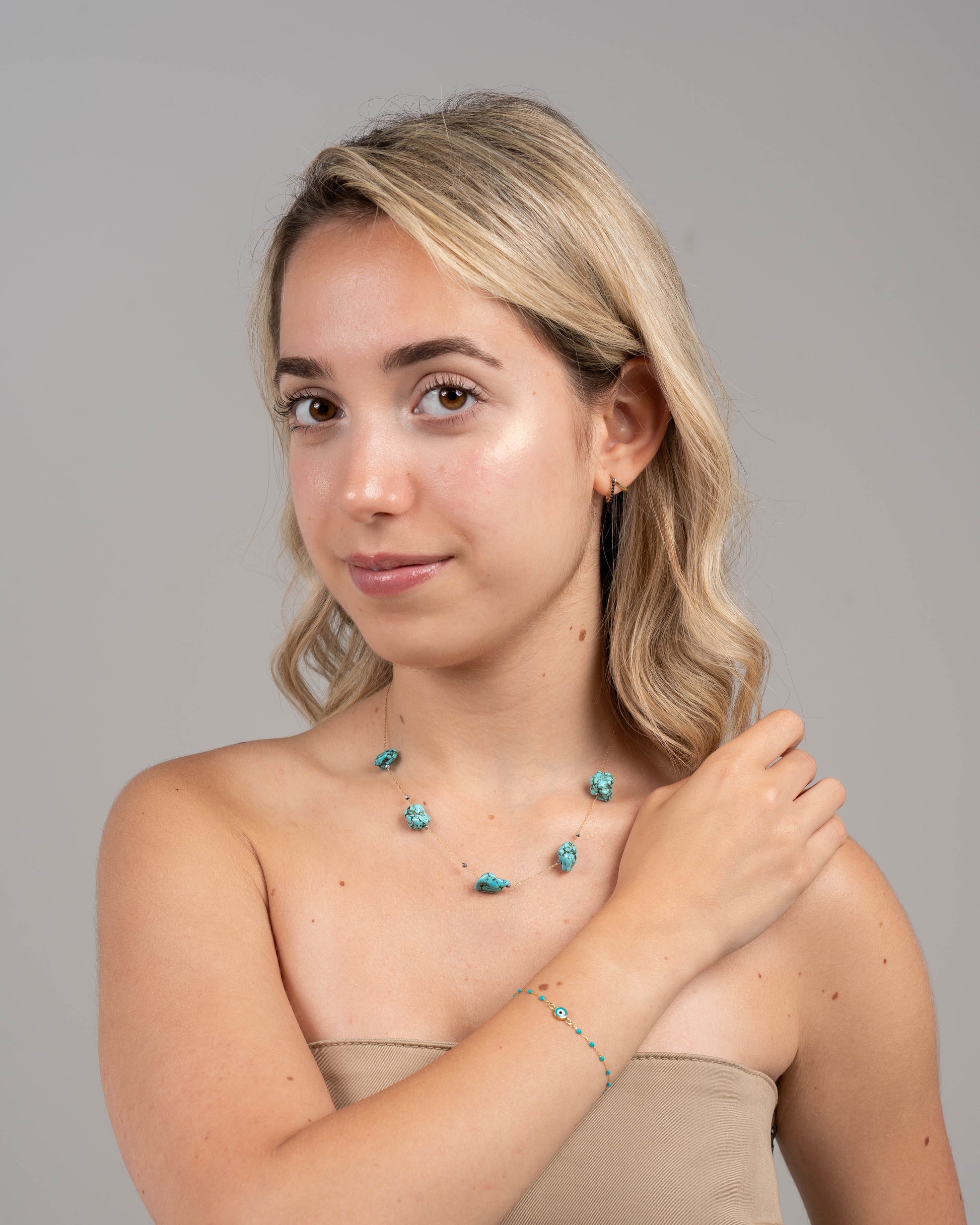Turquoise Stones Necklace